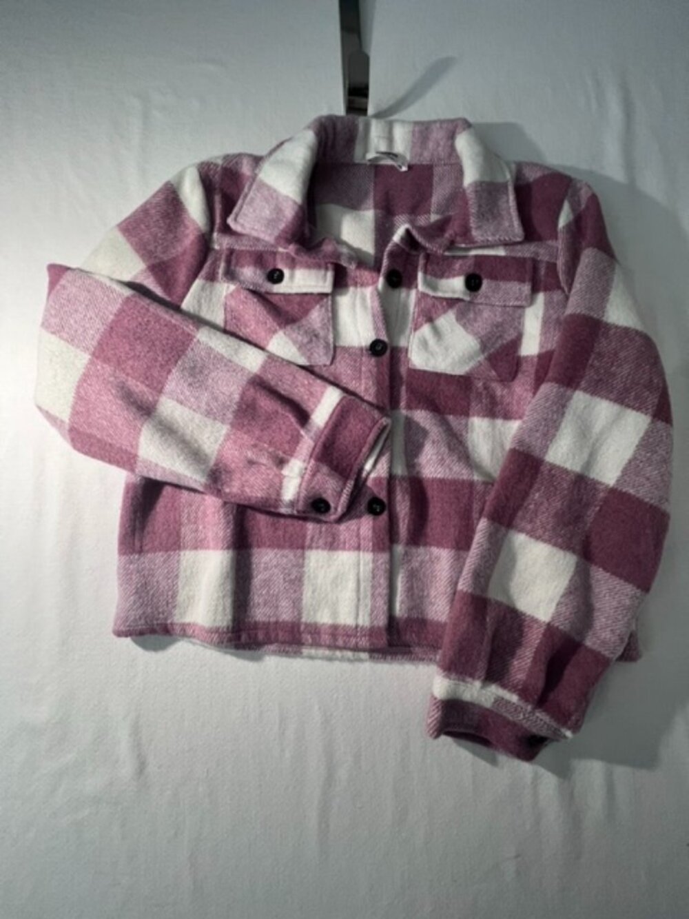 ZEAGOO women's cropped plaid shacket buffalo plaid pink white brushed flannel Sm